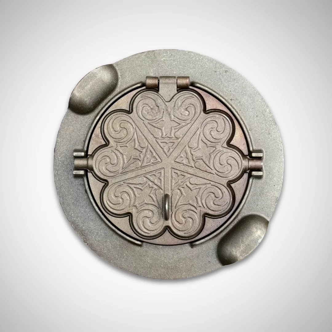 Vafļu panna ar ornamentiem – ornamentēta cepšanas virsma