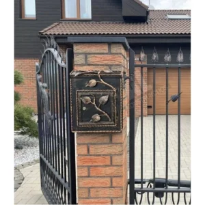Pastkastīte ar lapiņām