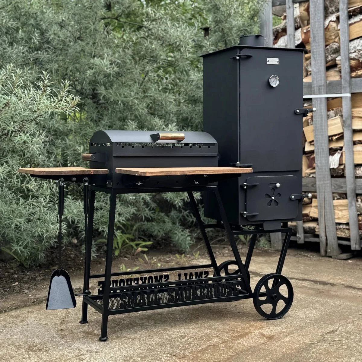 SMALL SMOKEHOUSE āra virtuve — attēls 3